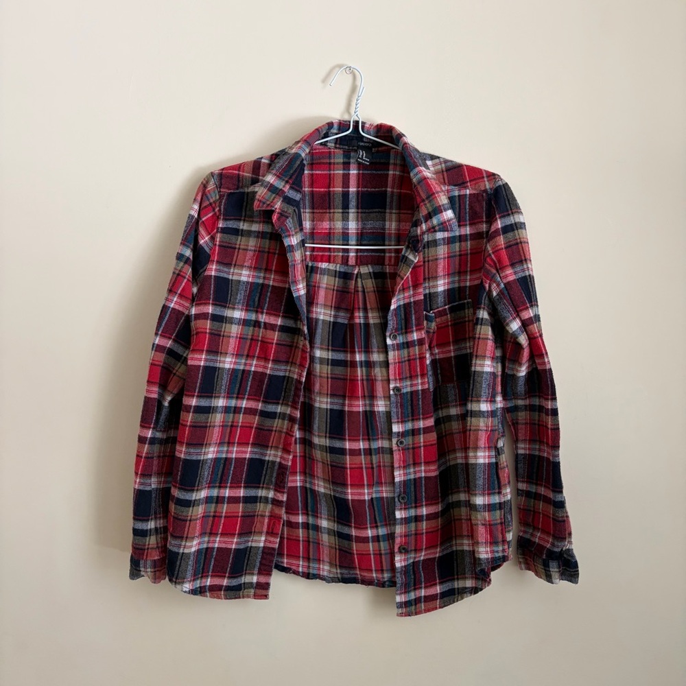 Forever 21 Red and Black Plaid Casual Shirt Size M